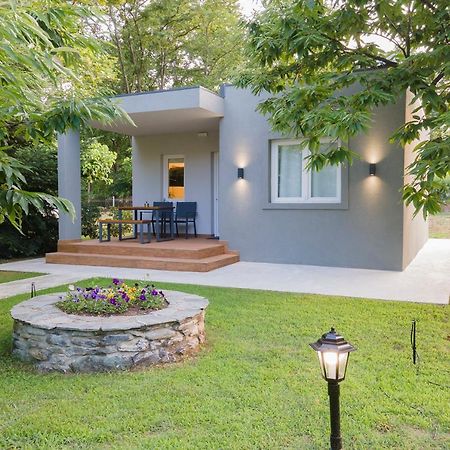Ferienwohnung Elena Luxury Living Paralía Skotínis Exterior foto