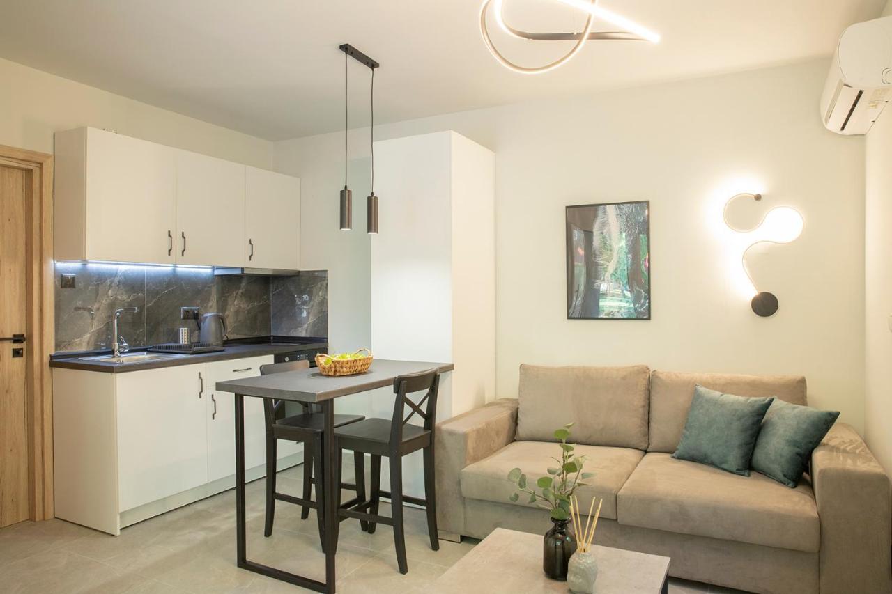 Ferienwohnung Elena Luxury Living Paralía Skotínis Exterior foto