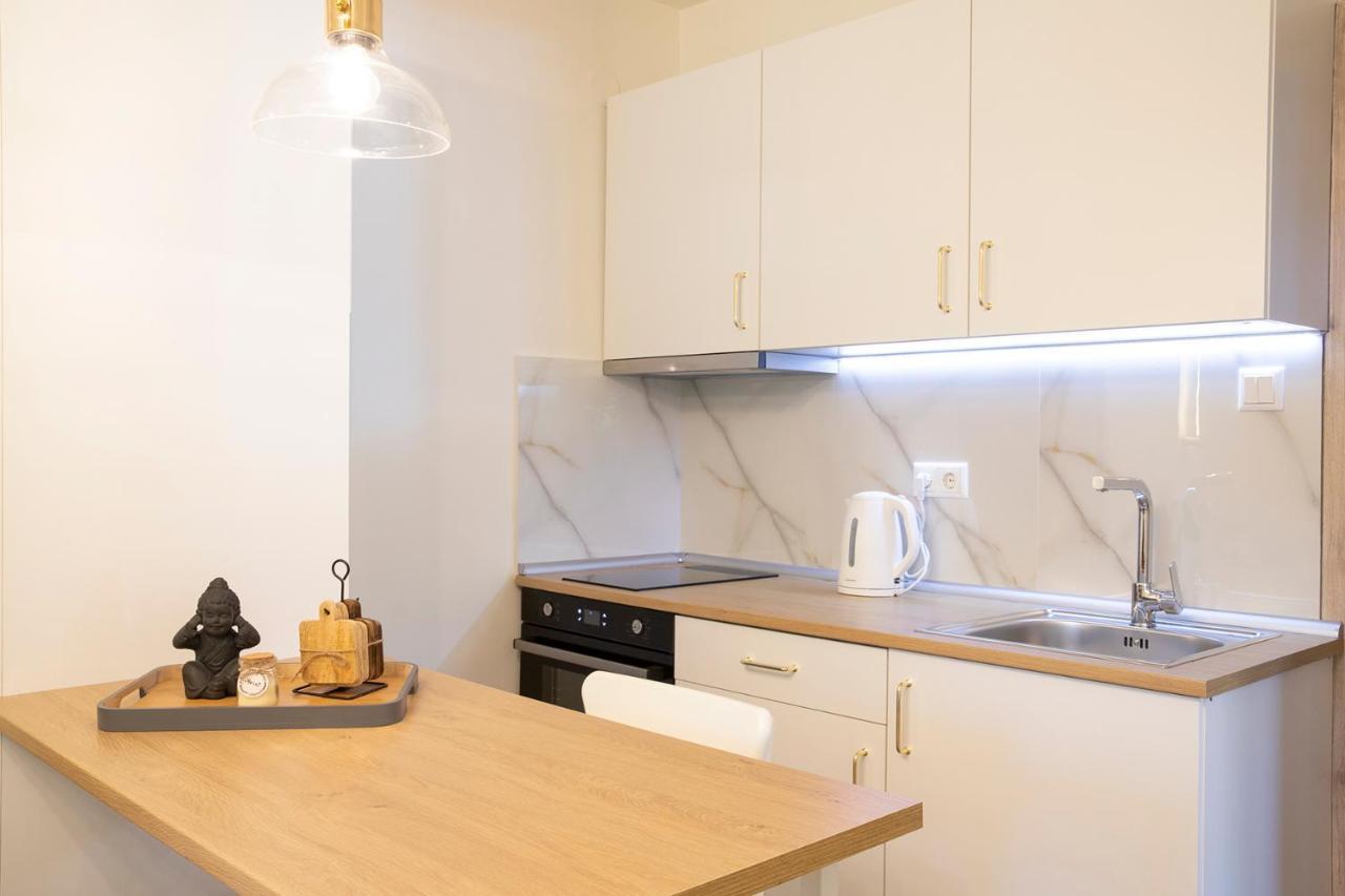 Ferienwohnung Elena Luxury Living Paralía Skotínis Exterior foto