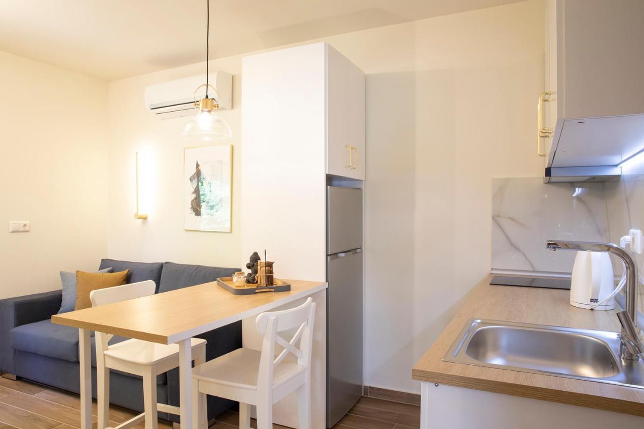 Ferienwohnung Elena Luxury Living Paralía Skotínis Exterior foto