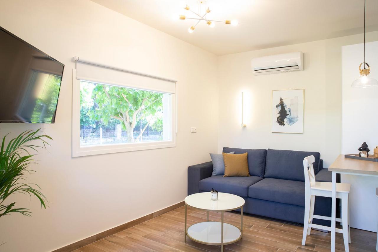 Ferienwohnung Elena Luxury Living Paralía Skotínis Exterior foto