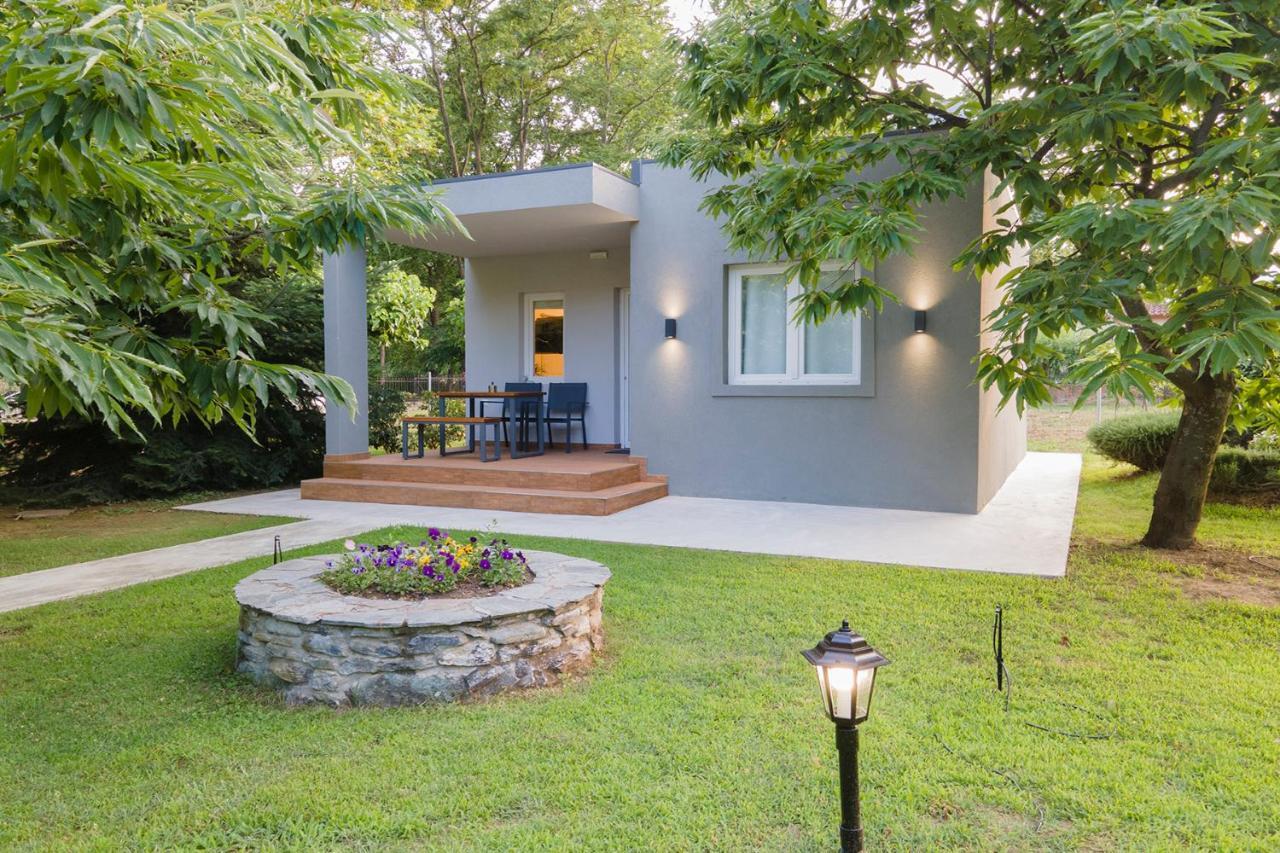 Ferienwohnung Elena Luxury Living Paralía Skotínis Exterior foto