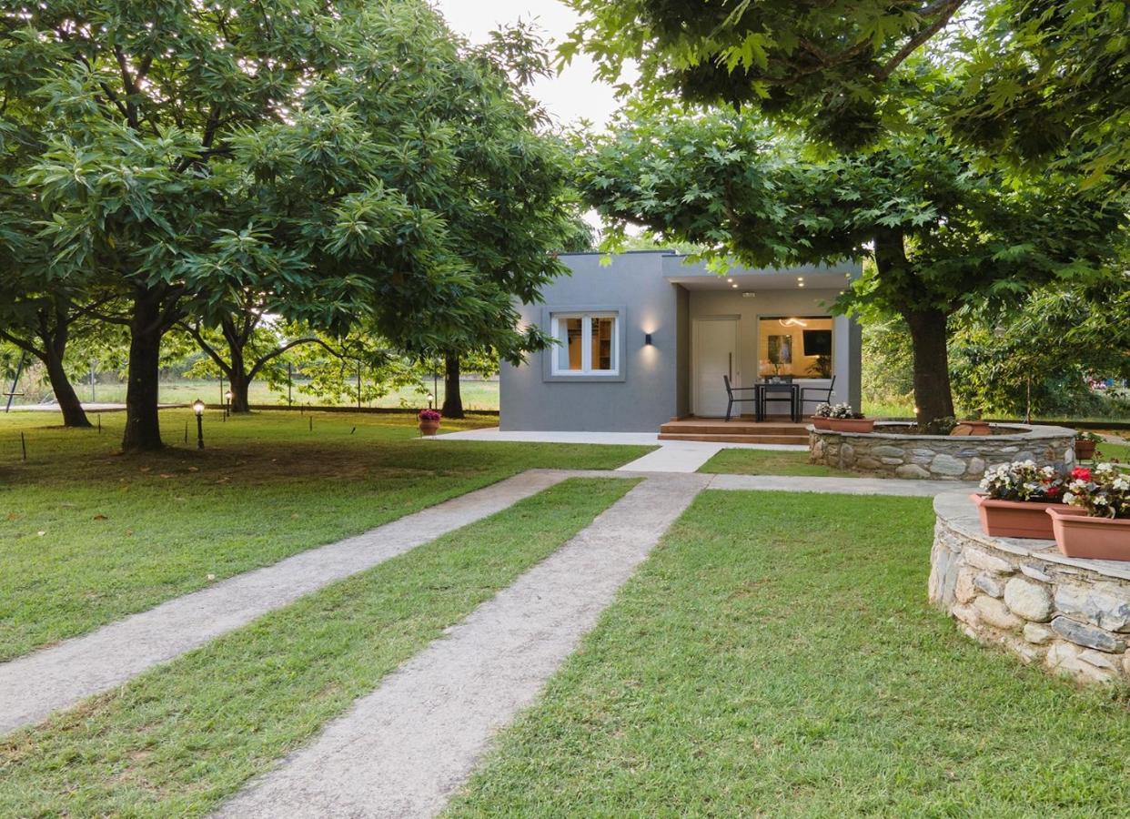 Ferienwohnung Elena Luxury Living Paralía Skotínis Exterior foto