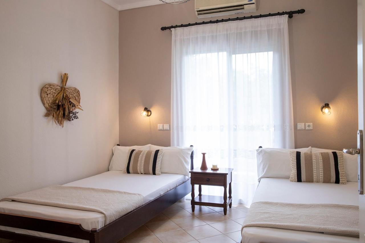 Ferienwohnung Elena Luxury Living Paralía Skotínis Exterior foto