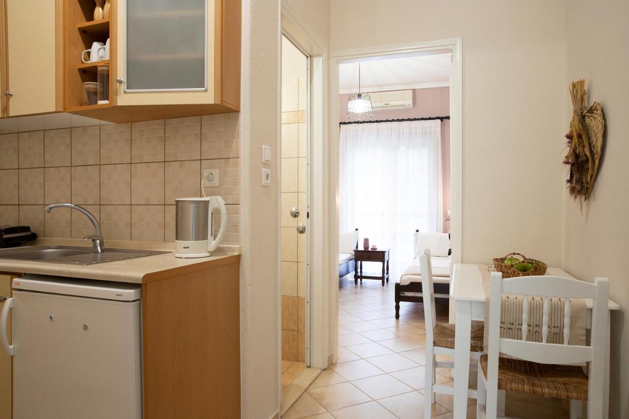 Ferienwohnung Elena Luxury Living Paralía Skotínis Exterior foto