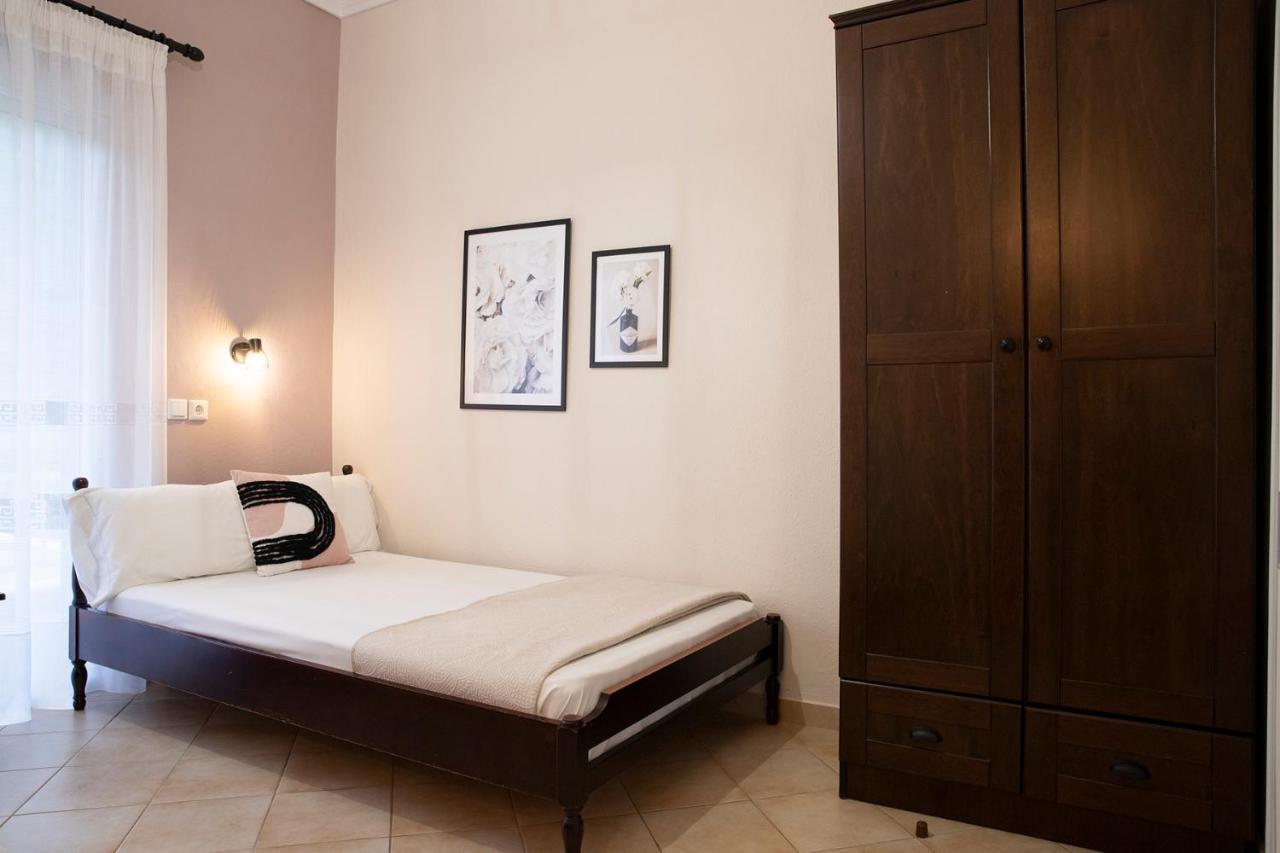 Ferienwohnung Elena Luxury Living Paralía Skotínis Exterior foto